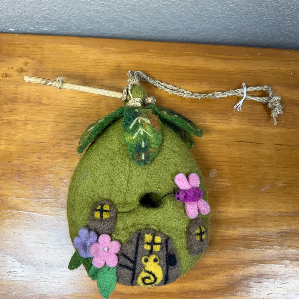 Green Wool Birdhouse with Floral Accents‎